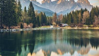 The best autumn trekking in Trentino Dolomites